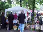 Tr&ouml;del auf dem Pfarrfest